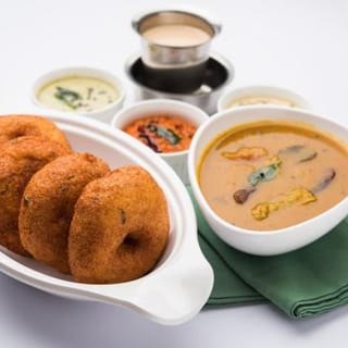 Medhu Vada