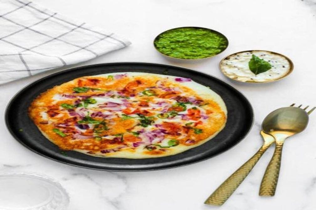 Tomato, Onion & Chilli Uthappam.