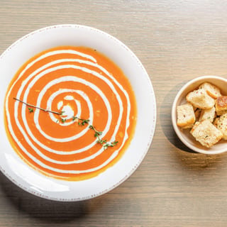 Burnt garlic Tomato Soup